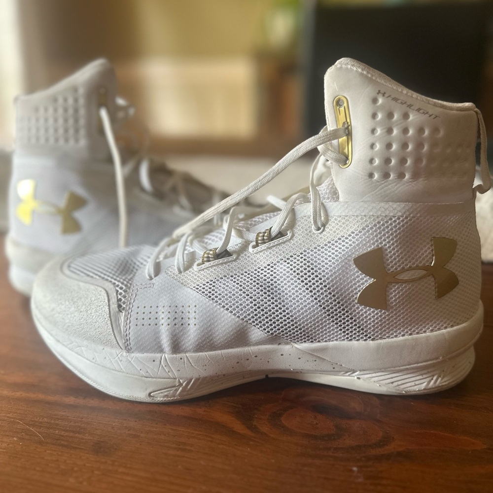 Under Armor Highlight Volleyball Shoes